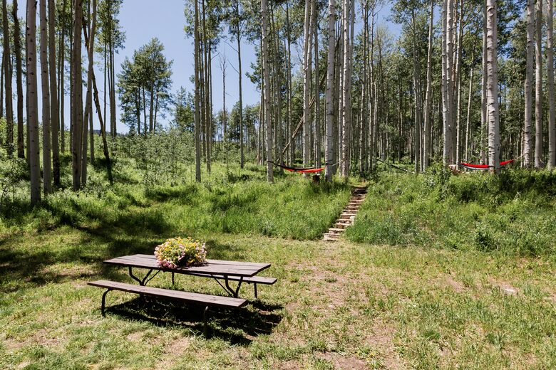 Picturesque Chalet with Stunning Mountain Views - Gypsum, Colorado
