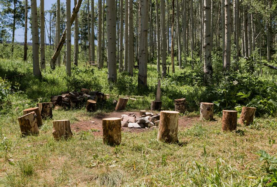 Picturesque Chalet with Stunning Mountain Views - Gypsum, Colorado