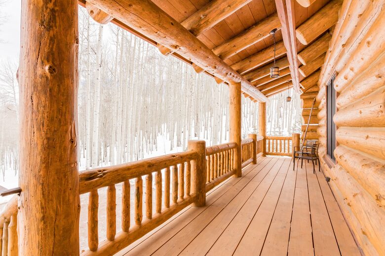 Picturesque Chalet with Stunning Mountain Views - Gypsum, Colorado