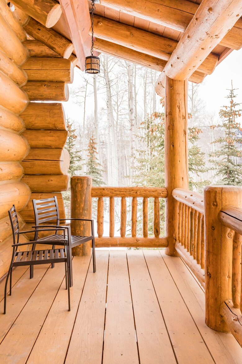 Picturesque Chalet with Stunning Mountain Views - Gypsum, Colorado