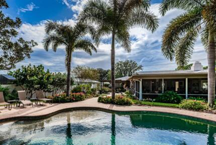 Dunedin Tropical Getaway with a Pool - Dunedin, Florida