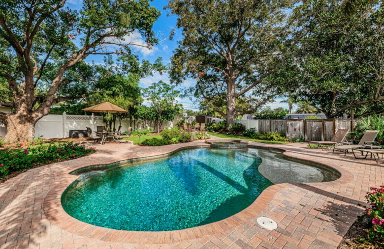 Dunedin Tropical Getaway with a Pool - Dunedin, Florida