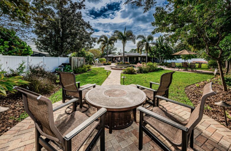 Dunedin Tropical Getaway with a Pool - Dunedin, Florida