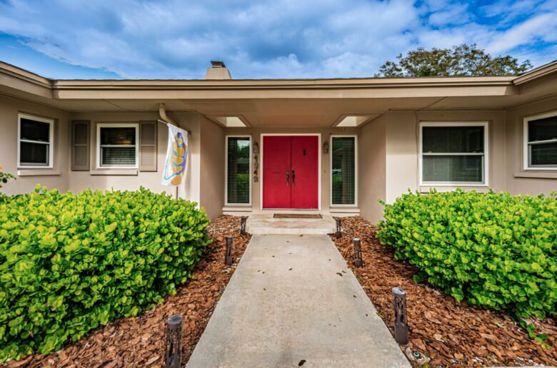 Dunedin Tropical Getaway with a Pool - Dunedin, Florida