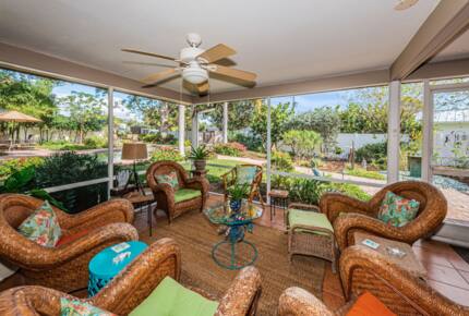 Dunedin Tropical Getaway with a Pool - Dunedin, Florida