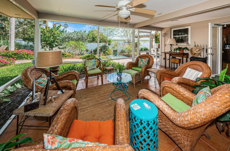 Dunedin Tropical Getaway with a Pool - Dunedin, Florida