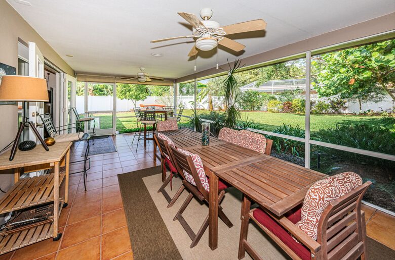 Dunedin Tropical Getaway with a Pool - Dunedin, Florida