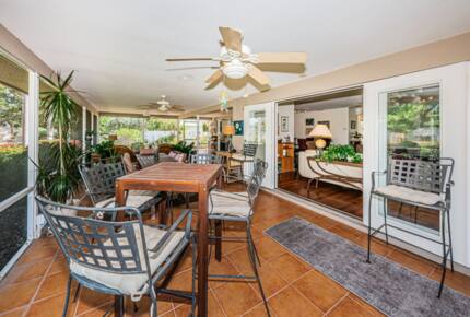 Dunedin Tropical Getaway with a Pool - Dunedin, Florida