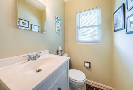 Dunedin Tropical Getaway with a Pool - Dunedin, Florida