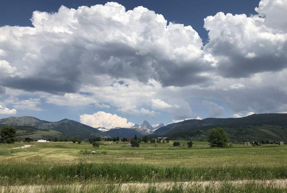 Modern Mountain Retreat | 1 hour from Jackson Hole - Alta, Wyoming