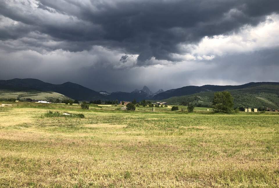 Modern Mountain Retreat | 1 hour from Jackson Hole - Alta, Wyoming
