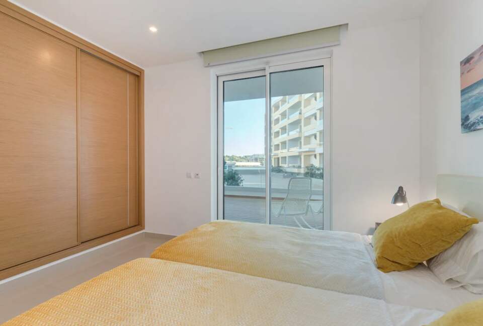 Modern 3-Bedroom Marina Getaway - Lagos, Portugal