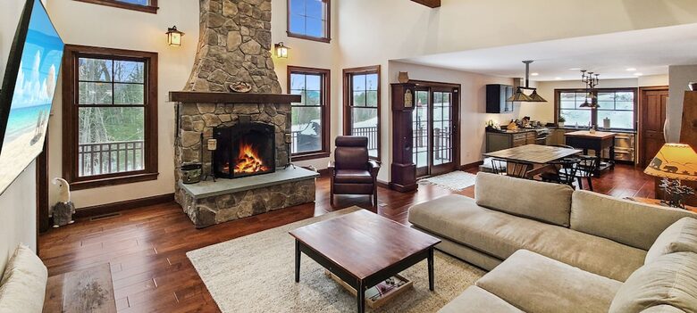 Beautiful Private Home in Owl's Nest Resort - Campton, New Hampshire