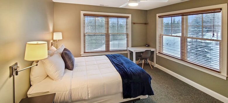 Beautiful Private Home in Owl's Nest Resort - Campton, New Hampshire