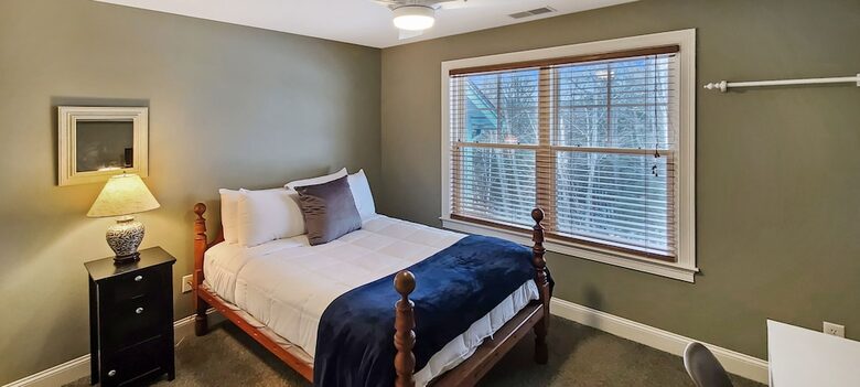 Beautiful Private Home in Owl's Nest Resort - Campton, New Hampshire