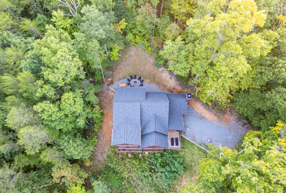 Luxury Mountain and Lake View Cabin - Blue Ridge, Georgia