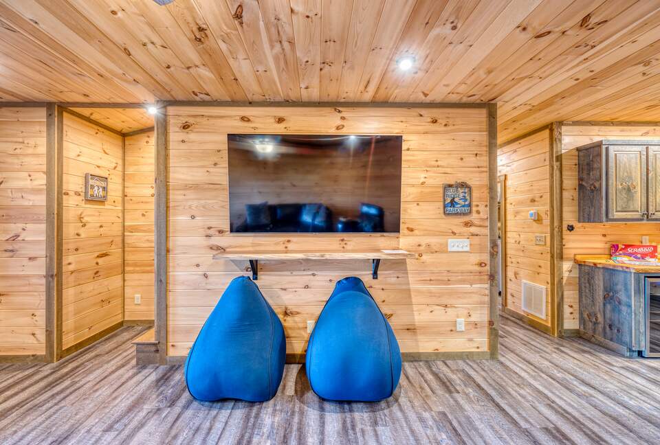 Luxury Mountain and Lake View Cabin - Blue Ridge, Georgia