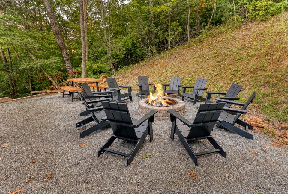 Luxury Mountain and Lake View Cabin - Blue Ridge, Georgia