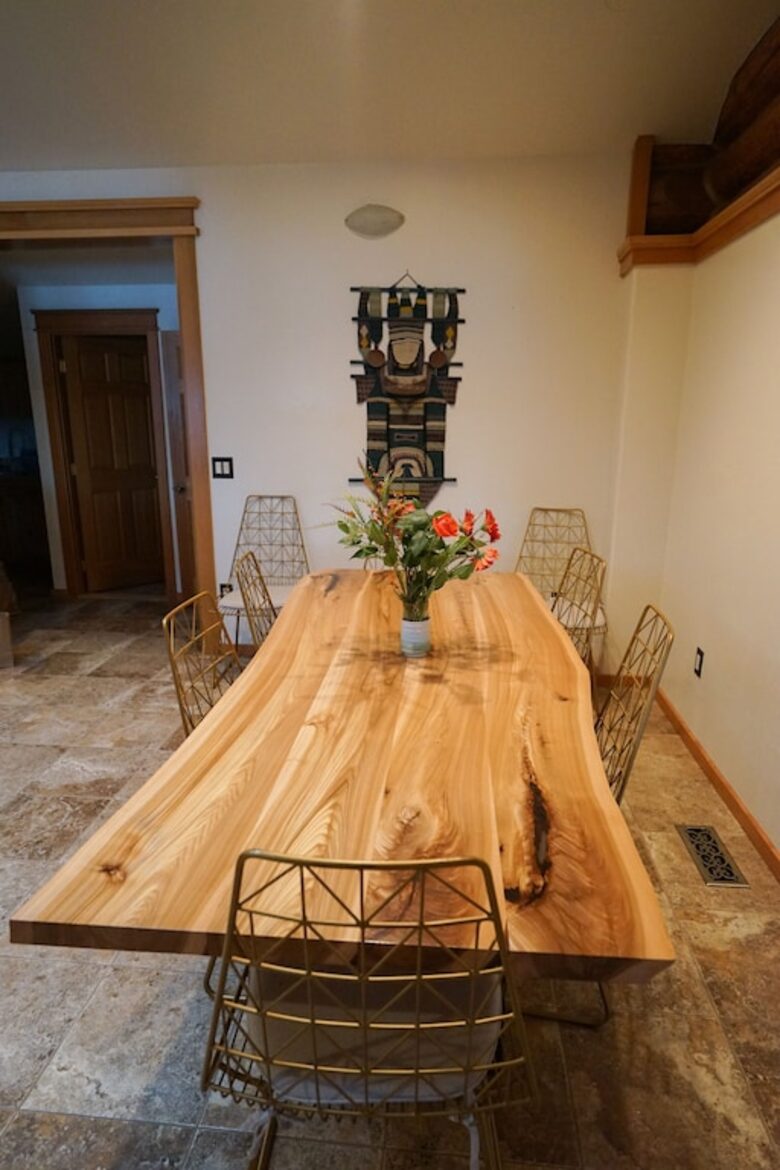 Wild Oyster Lodge on Hood Canal | Beach and Hot Tub - Quilcene, Washington