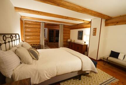 Wild Oyster Lodge on Hood Canal | Beach and Hot Tub - Quilcene, Washington