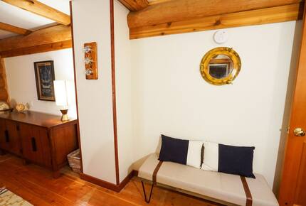 Wild Oyster Lodge on Hood Canal | Beach and Hot Tub - Quilcene, Washington