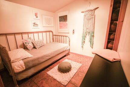 Wild Oyster Lodge on Hood Canal | Beach and Hot Tub - Quilcene, Washington