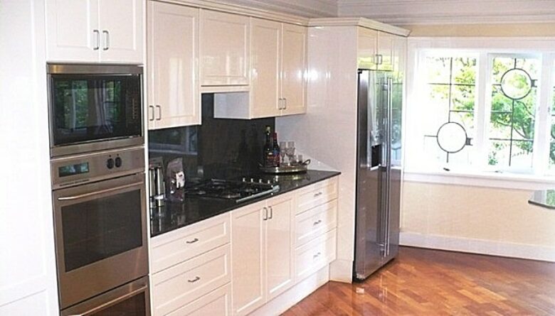 The Cobbles an historic heritage-listed property - Kurraba Pt, Australia