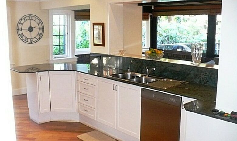 The Cobbles an historic heritage-listed property - Kurraba Pt, Australia