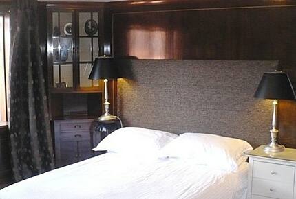 The Cobbles an historic heritage-listed property - Kurraba Pt, Australia