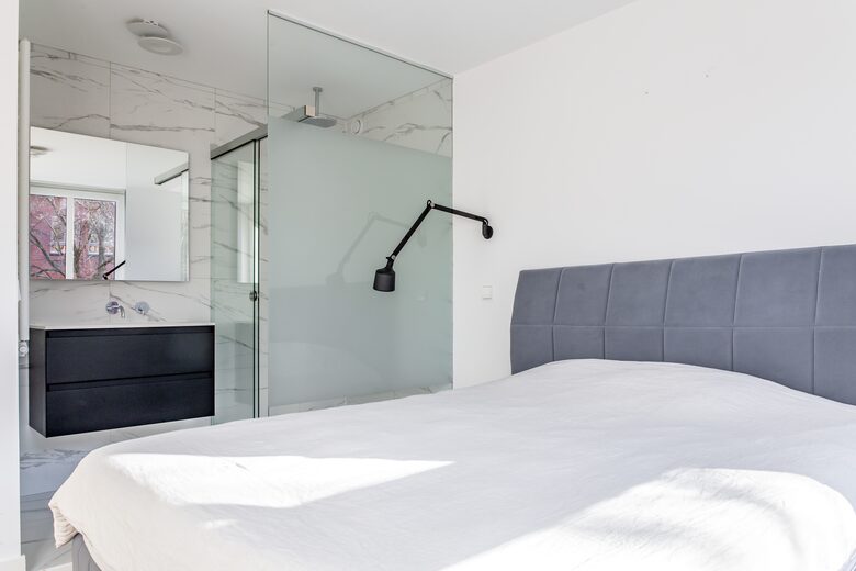 Duplex near the canals in Amsterdam West - Amsterdam, Netherlands