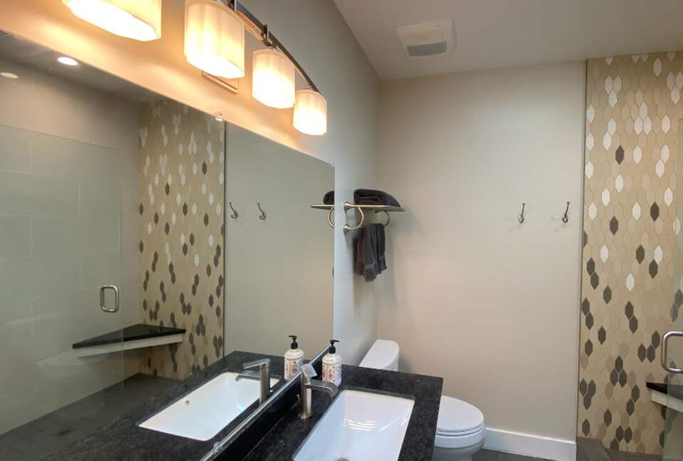 Riverfront Modern Oasis - Monte Rio, California