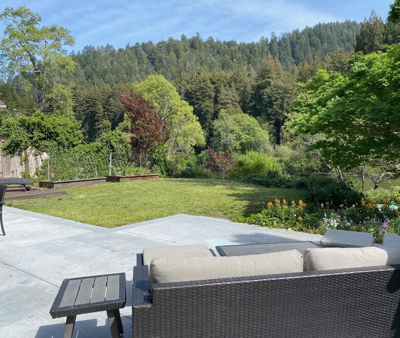 Riverfront Modern Oasis - Monte Rio, California