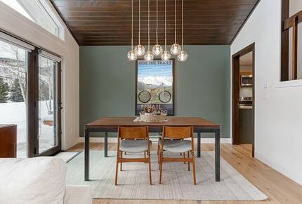 Modern 4BR Duplex | On Golf Course | Minutes to Beaver Creek + Vail - Avon, Colorado