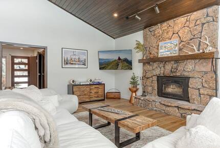 Modern 4BR Duplex | On Golf Course | Minutes to Beaver Creek + Vail - Avon, Colorado