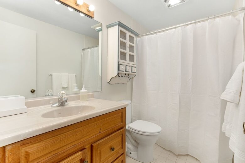 Modern 4BR Duplex | On Golf Course | Minutes to Beaver Creek + Vail - Avon, Colorado