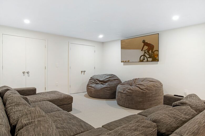 Modern 4BR Duplex | On Golf Course | Minutes to Beaver Creek + Vail - Avon, Colorado