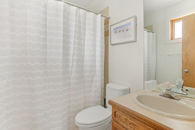 Modern 4BR Duplex | On Golf Course | Minutes to Beaver Creek + Vail - Avon, Colorado