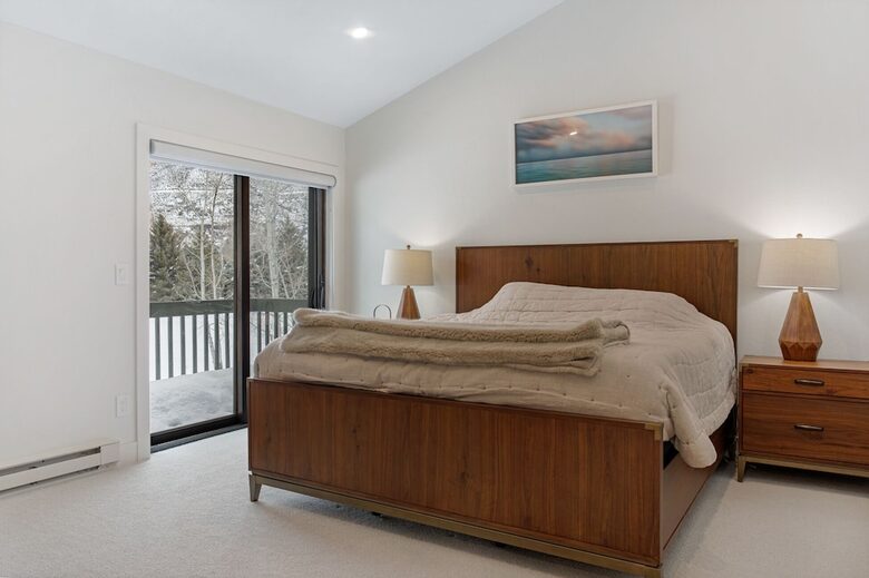 Modern 4BR Duplex | On Golf Course | Minutes to Beaver Creek + Vail - Avon, Colorado