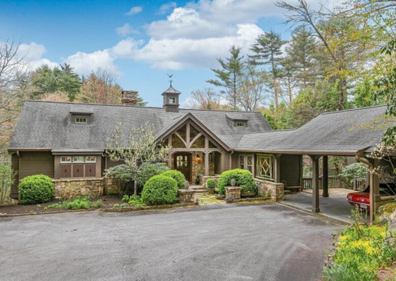 Lake Toxaway Waterfront Paradise - Lake Toxaway, North Carolina