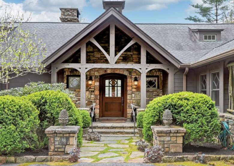 Lake Toxaway Waterfront Paradise - Lake Toxaway, North Carolina