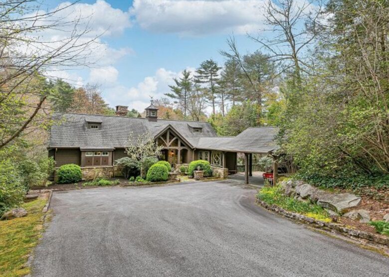 Lake Toxaway Waterfront Paradise - Lake Toxaway, North Carolina