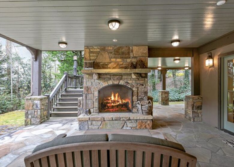 Lake Toxaway Waterfront Paradise - Lake Toxaway, North Carolina