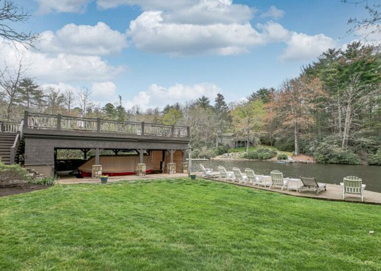 Lake Toxaway Waterfront Paradise - Lake Toxaway, North Carolina