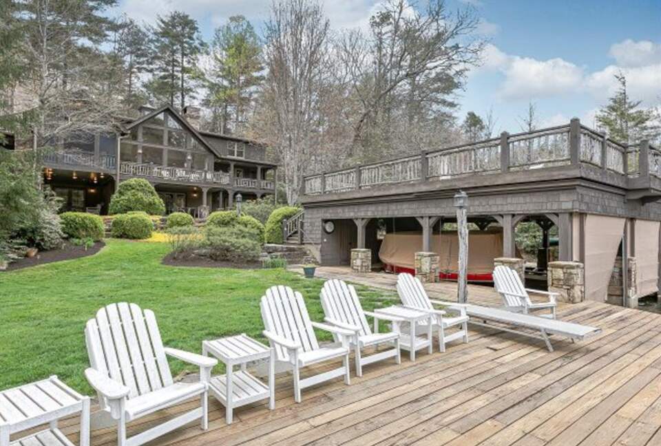 Lake Toxaway Waterfront Paradise - Lake Toxaway, North Carolina