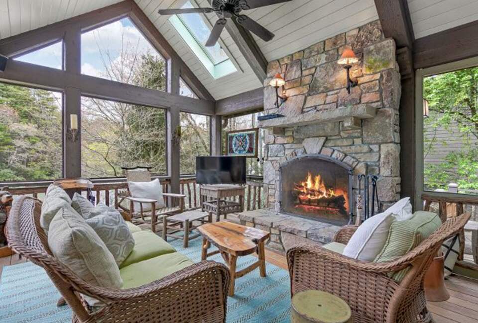 Lake Toxaway Waterfront Paradise - Lake Toxaway, North Carolina