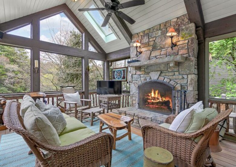 Lake Toxaway Waterfront Paradise - Lake Toxaway, North Carolina