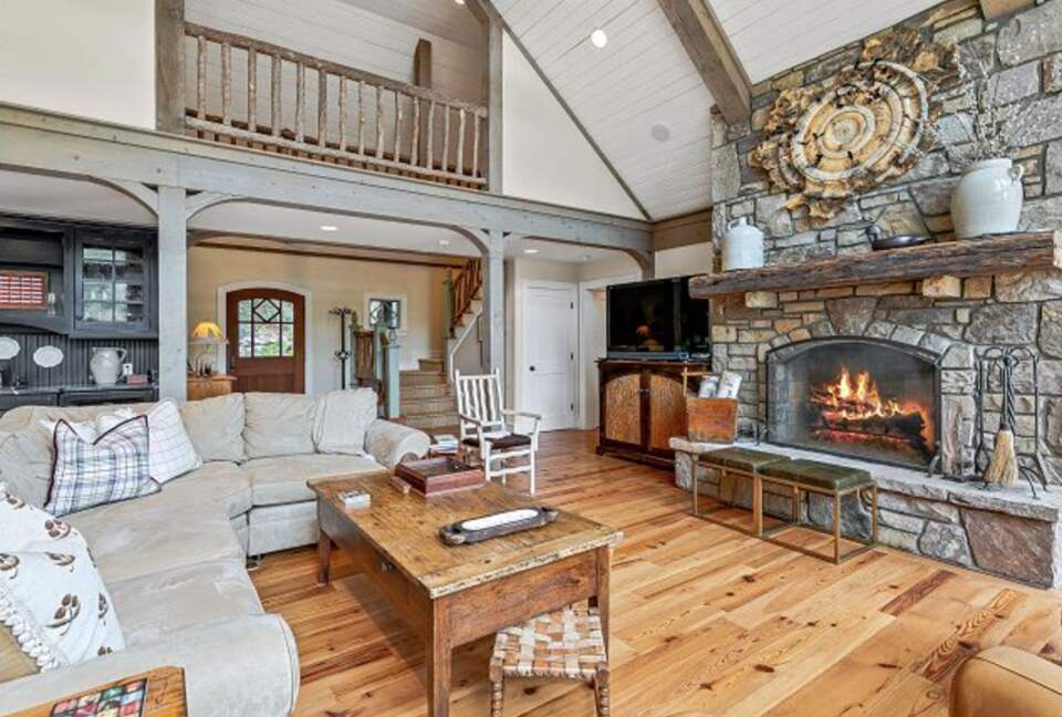 Lake Toxaway Waterfront Paradise - Lake Toxaway, North Carolina