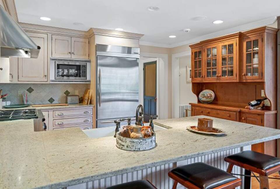 Lake Toxaway Waterfront Paradise - Lake Toxaway, North Carolina