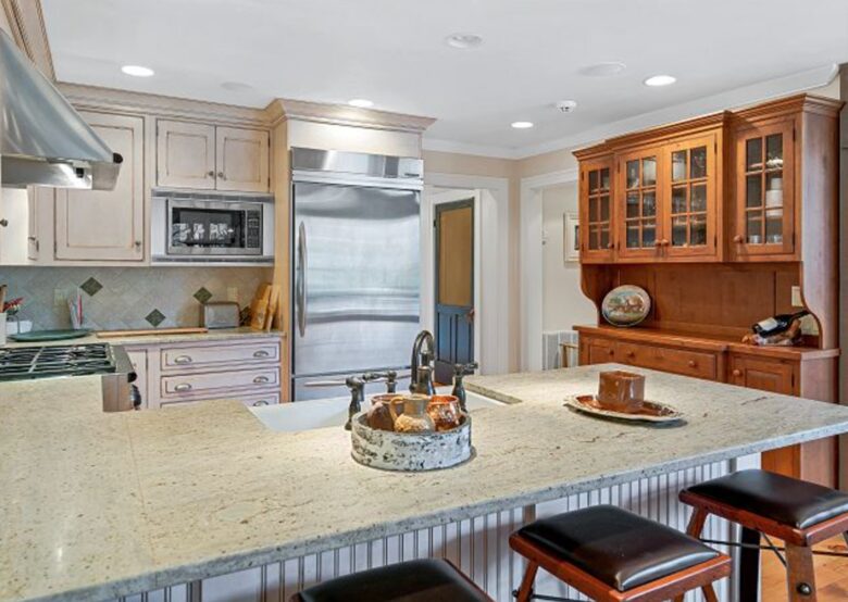 Lake Toxaway Waterfront Paradise - Lake Toxaway, North Carolina