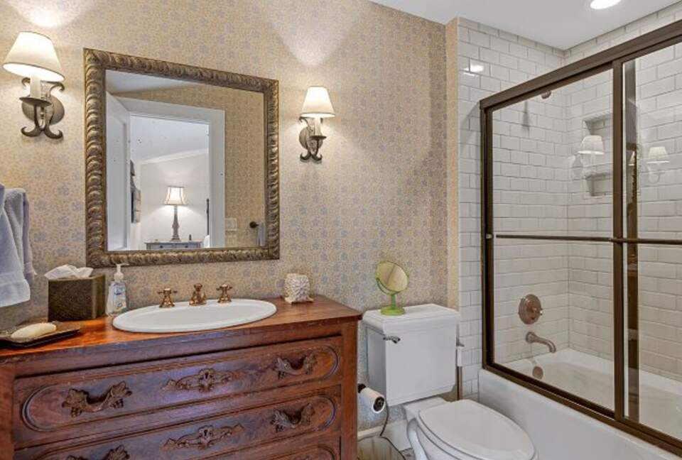 Lake Toxaway Waterfront Paradise - Lake Toxaway, North Carolina